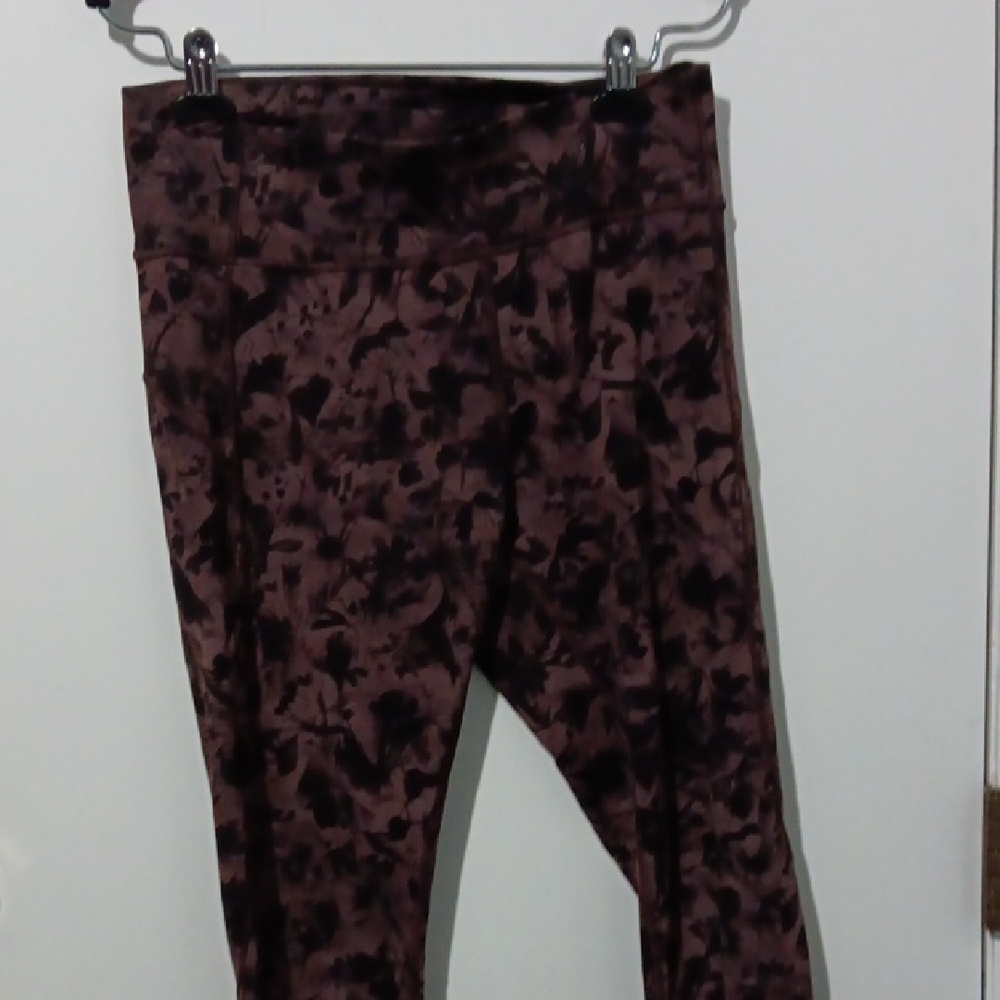 Lululemon Floral Patterned Leggings